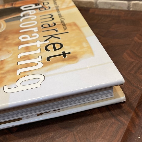 Hardcover Better Homes & Gardens Flea Market Decorating Coffee Table Book - Picture 4 of 7